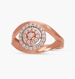 The Clique Rose Ring